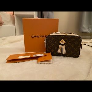 SOLD❌❌LOUIS VUITTON SAINTONGE MONOGRAM CROSSBODY